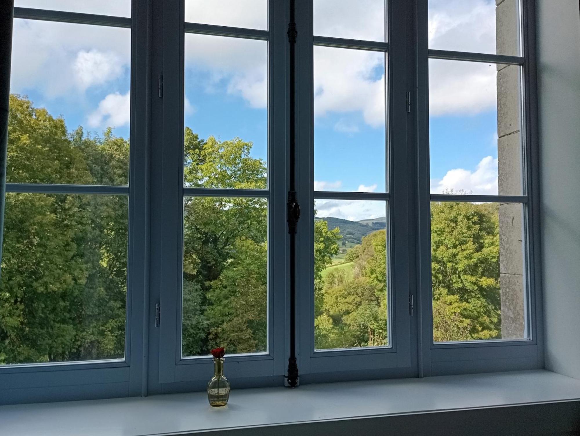 L' Ancienne Ecole Du Morvan Larochemillay Dış mekan fotoğraf