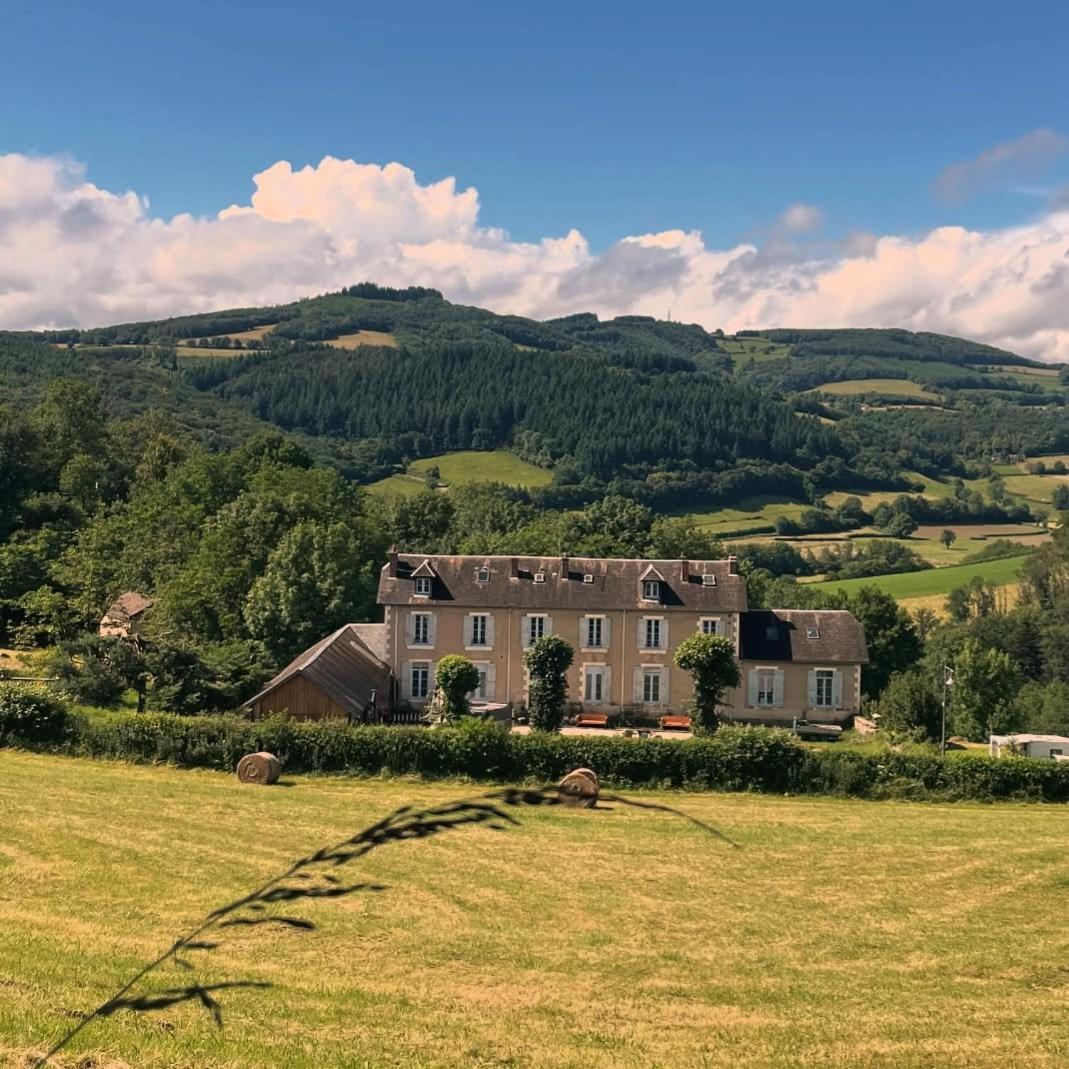 L' Ancienne Ecole Du Morvan Larochemillay Dış mekan fotoğraf